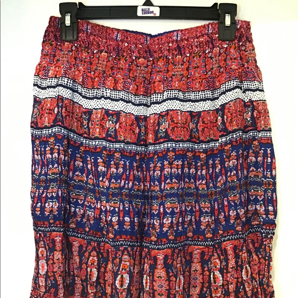 Patterned midi skirt